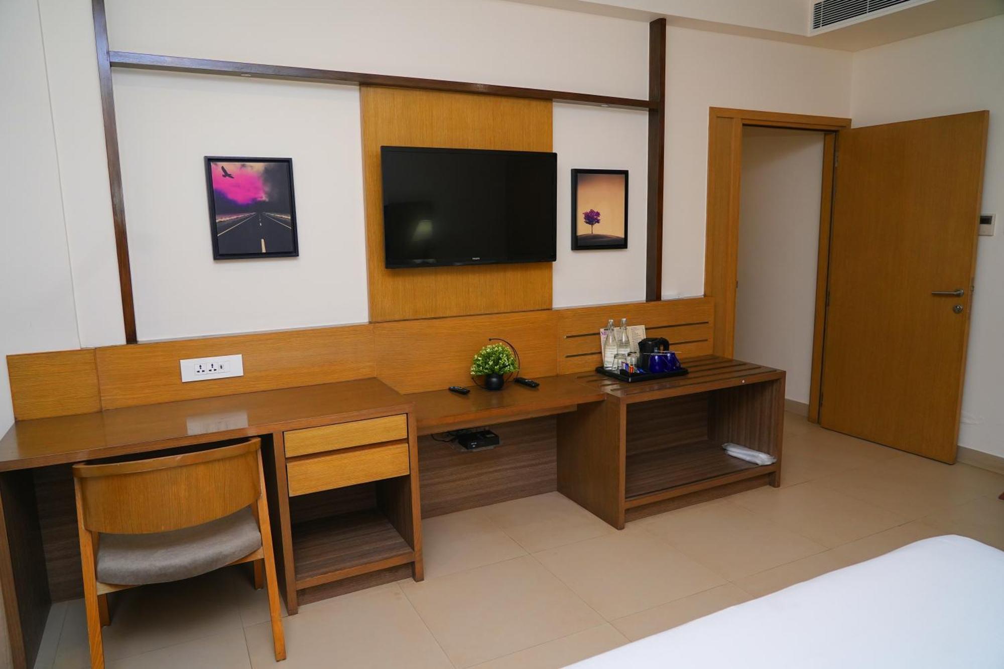 Purple Cloud Hotel Devanahalli Bagian luar foto