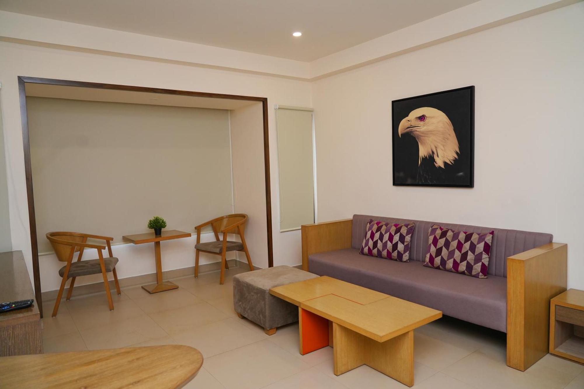 Purple Cloud Hotel Devanahalli Bagian luar foto
