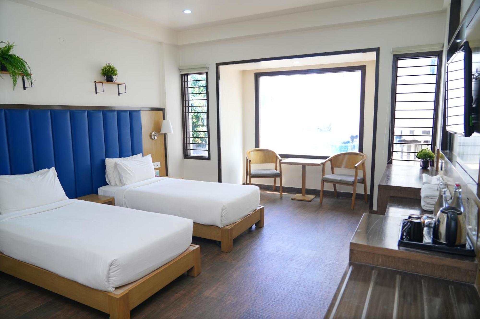 Purple Cloud Hotel Devanahalli Bagian luar foto